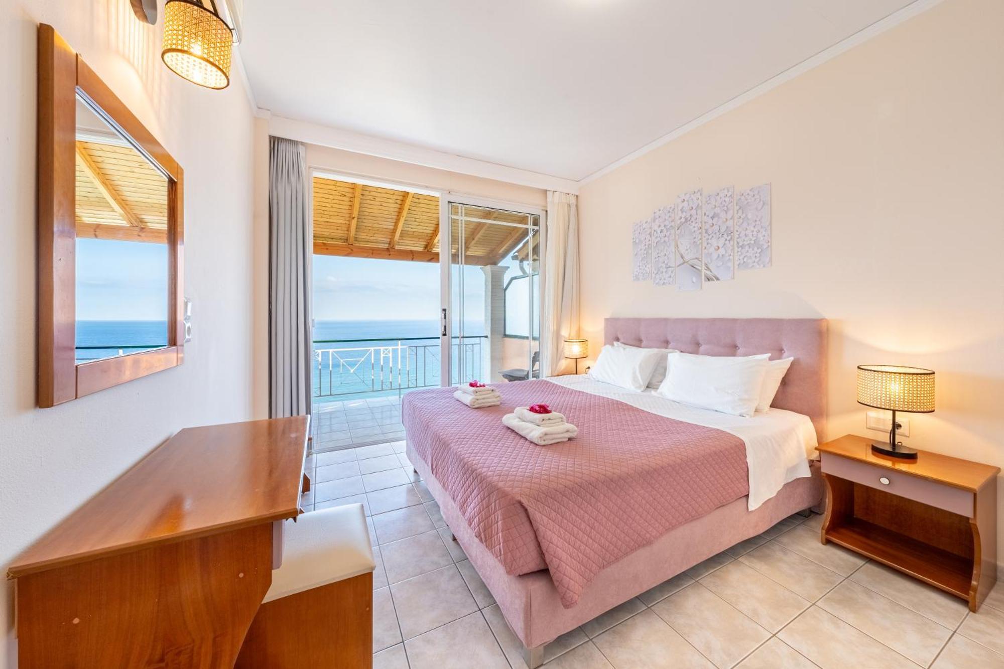 Lido Sofia Apartments Agios Gordios  Extérieur photo
